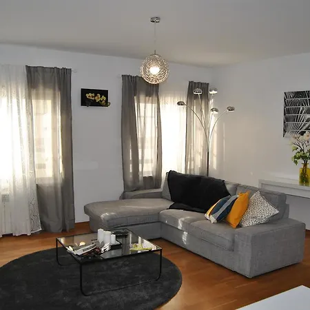 Parque Nacoes Prime 13 דירה ליסבון