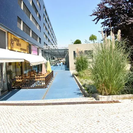 Parque Nacoes Prime 13 Апартаменты Лиссабон